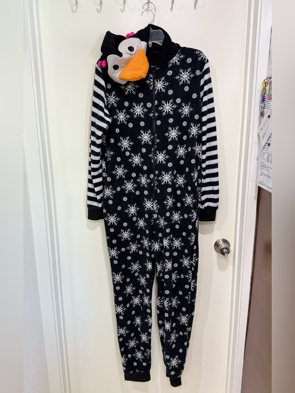 Women’s Hooded Onesie Black Snowflake Zip-Up size M